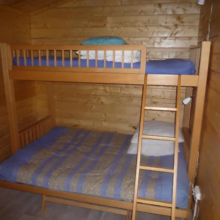مكان تخييم Camping Manjastre *** *