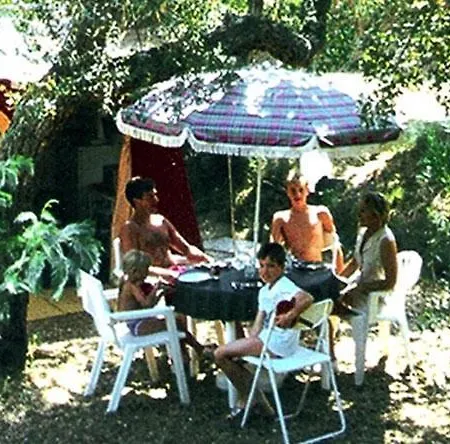 Camping Manjastre ***